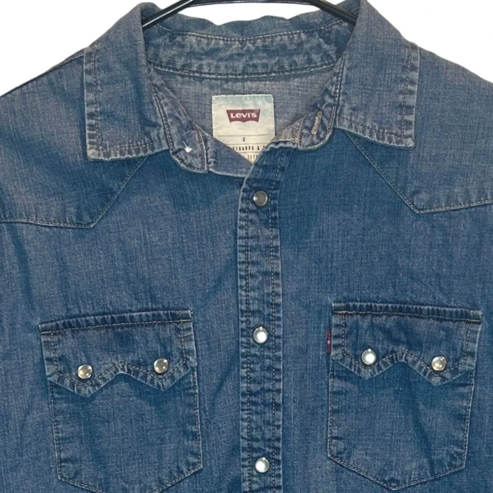 Levi's Denim Western Shirt Small Mens Blue Pearl Snap Long Sleeve 3LYLW2622CC